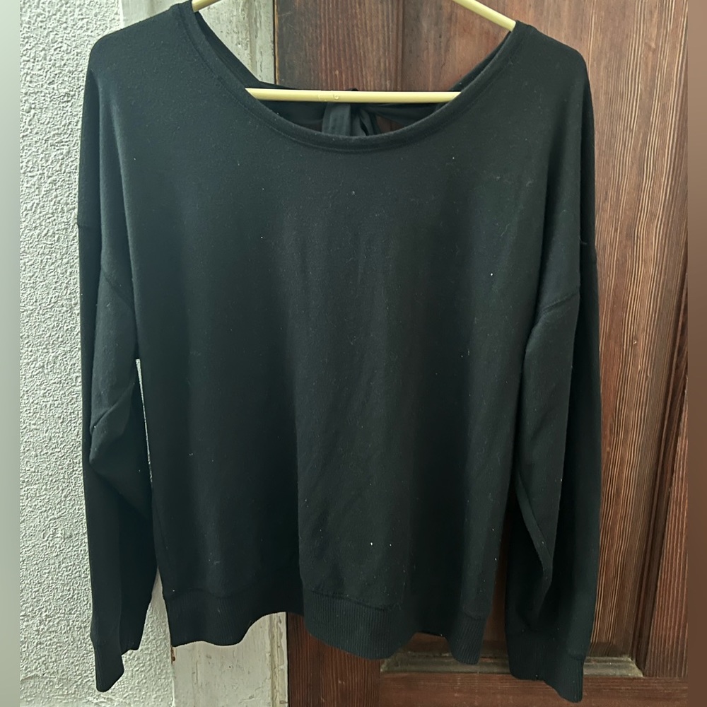 Victoria’s Secret Black Open-back Pullover with Adjustable Tie Size Medium